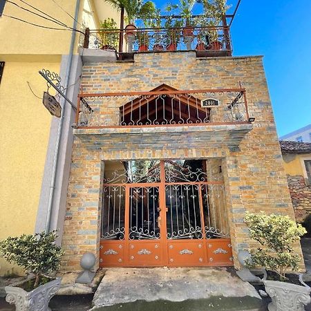 Shkodra Guest House & Trips Екстериор снимка
