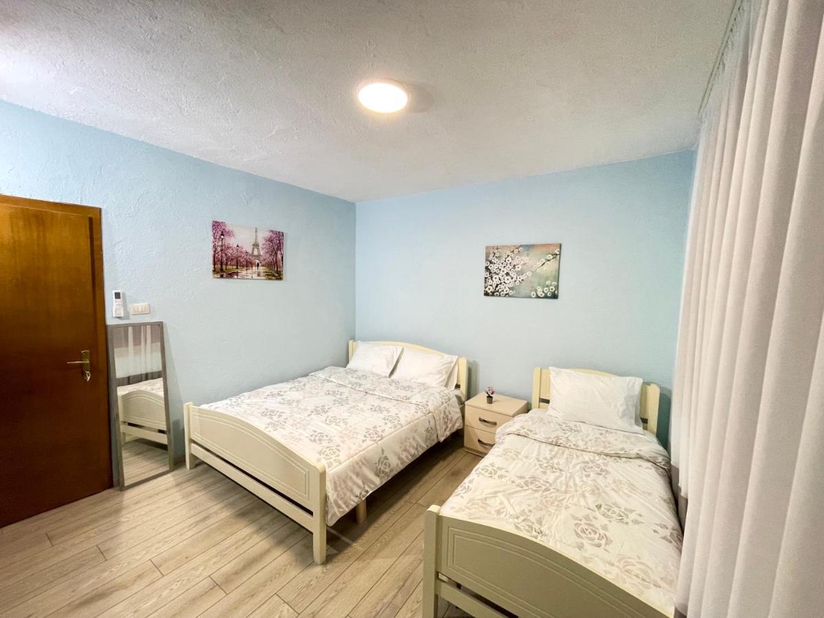 Shkodra Guest House & Trips Екстериор снимка