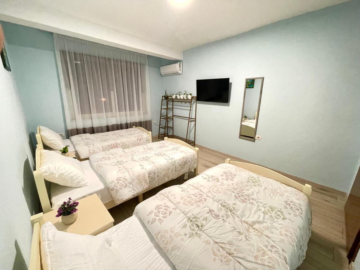 Shkodra Guest House & Trips Екстериор снимка