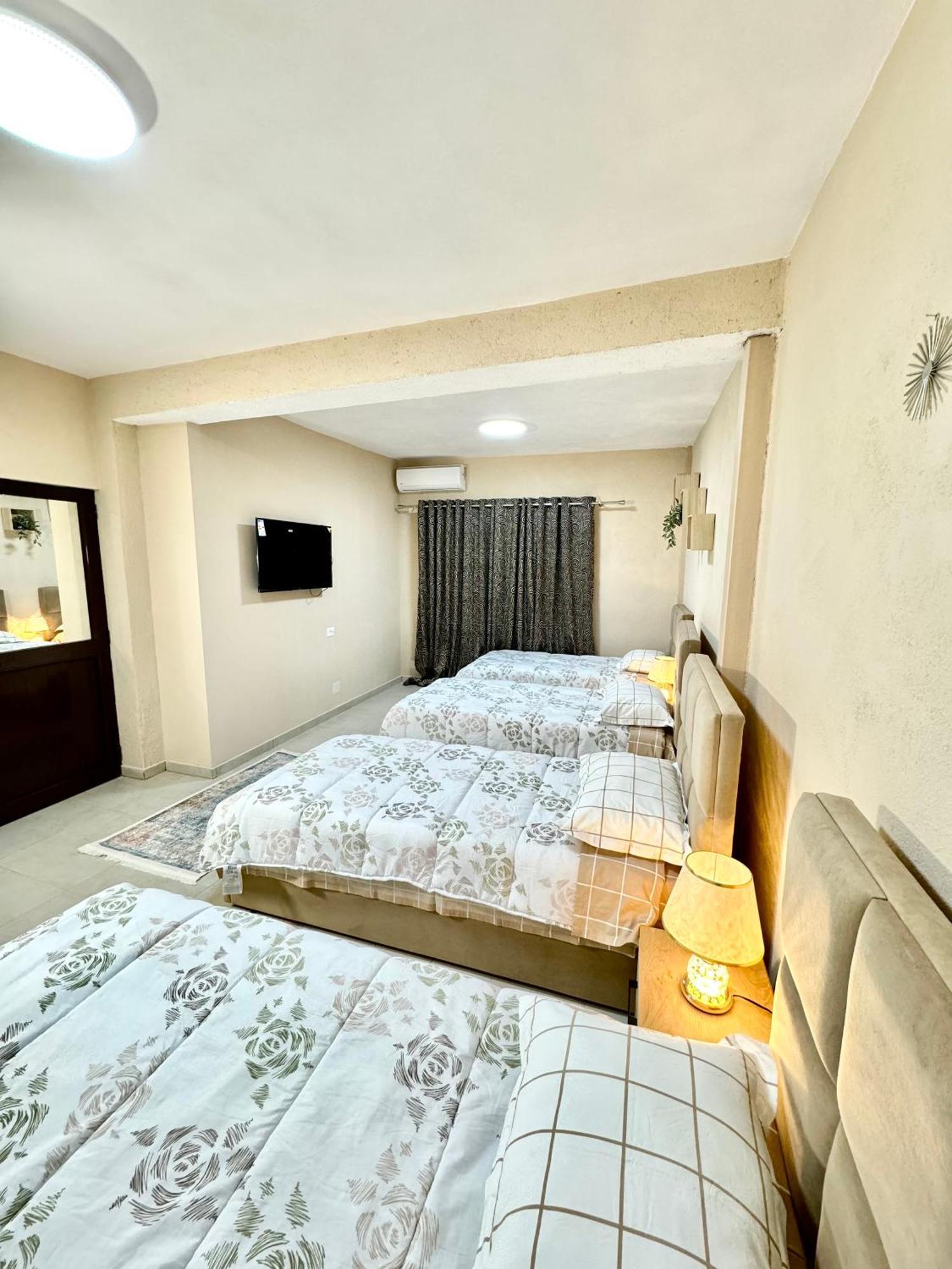 Shkodra Guest House & Trips Екстериор снимка
