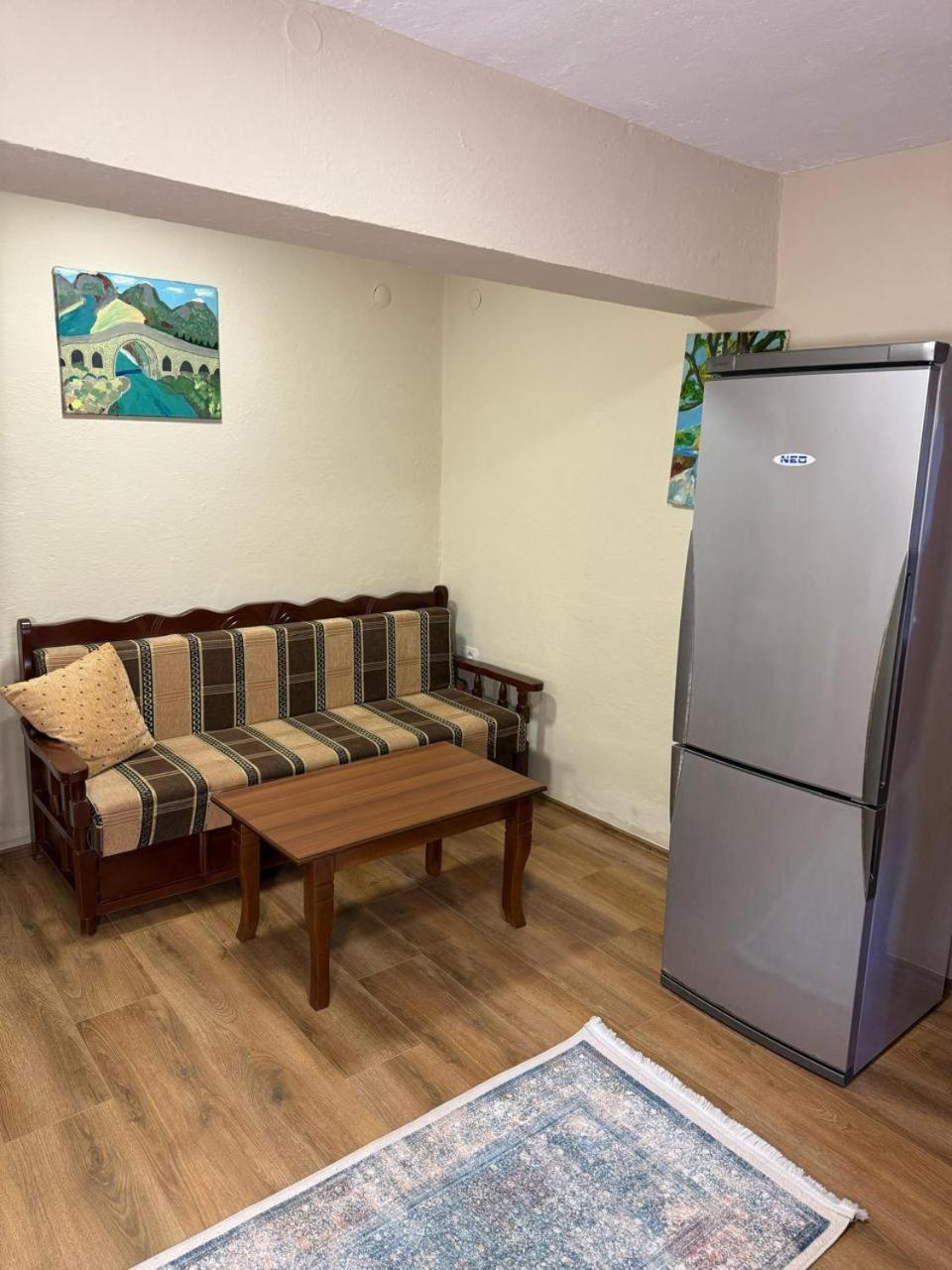 Shkodra Guest House & Trips Екстериор снимка