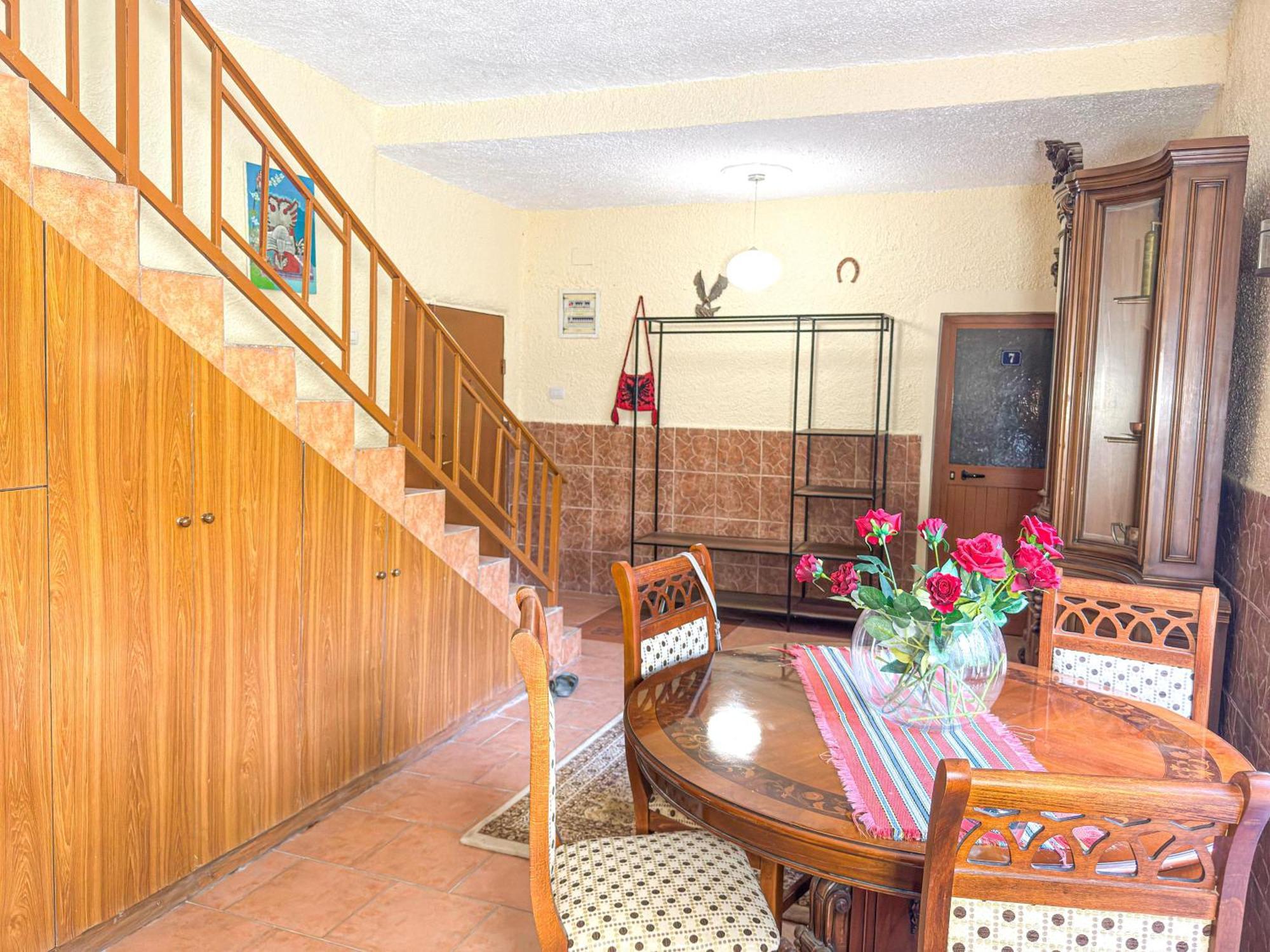 Shkodra Guest House & Trips Екстериор снимка