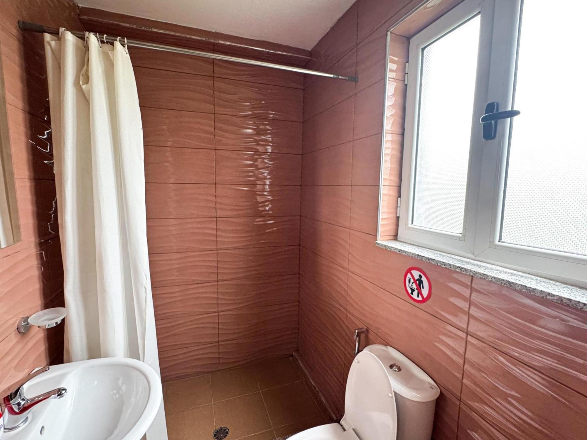 Shkodra Guest House & Trips Екстериор снимка