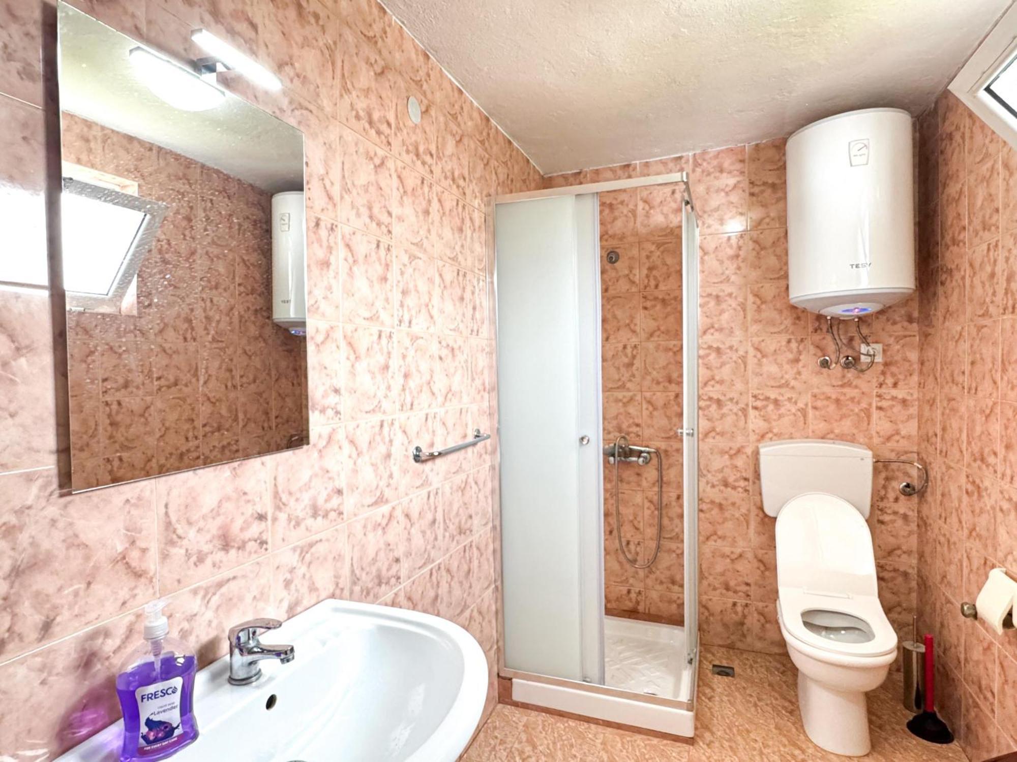 Shkodra Guest House & Trips Екстериор снимка