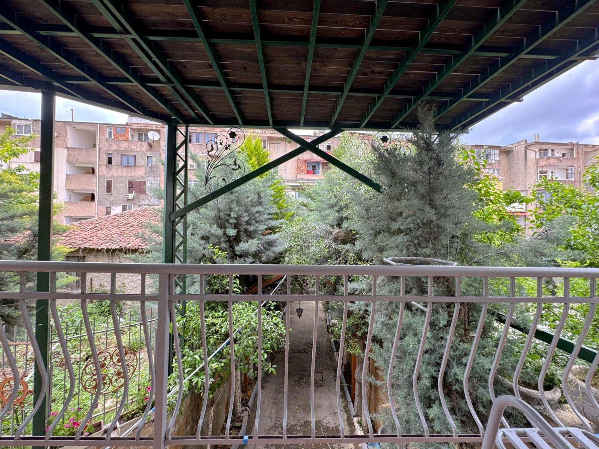 Shkodra Guest House & Trips Екстериор снимка