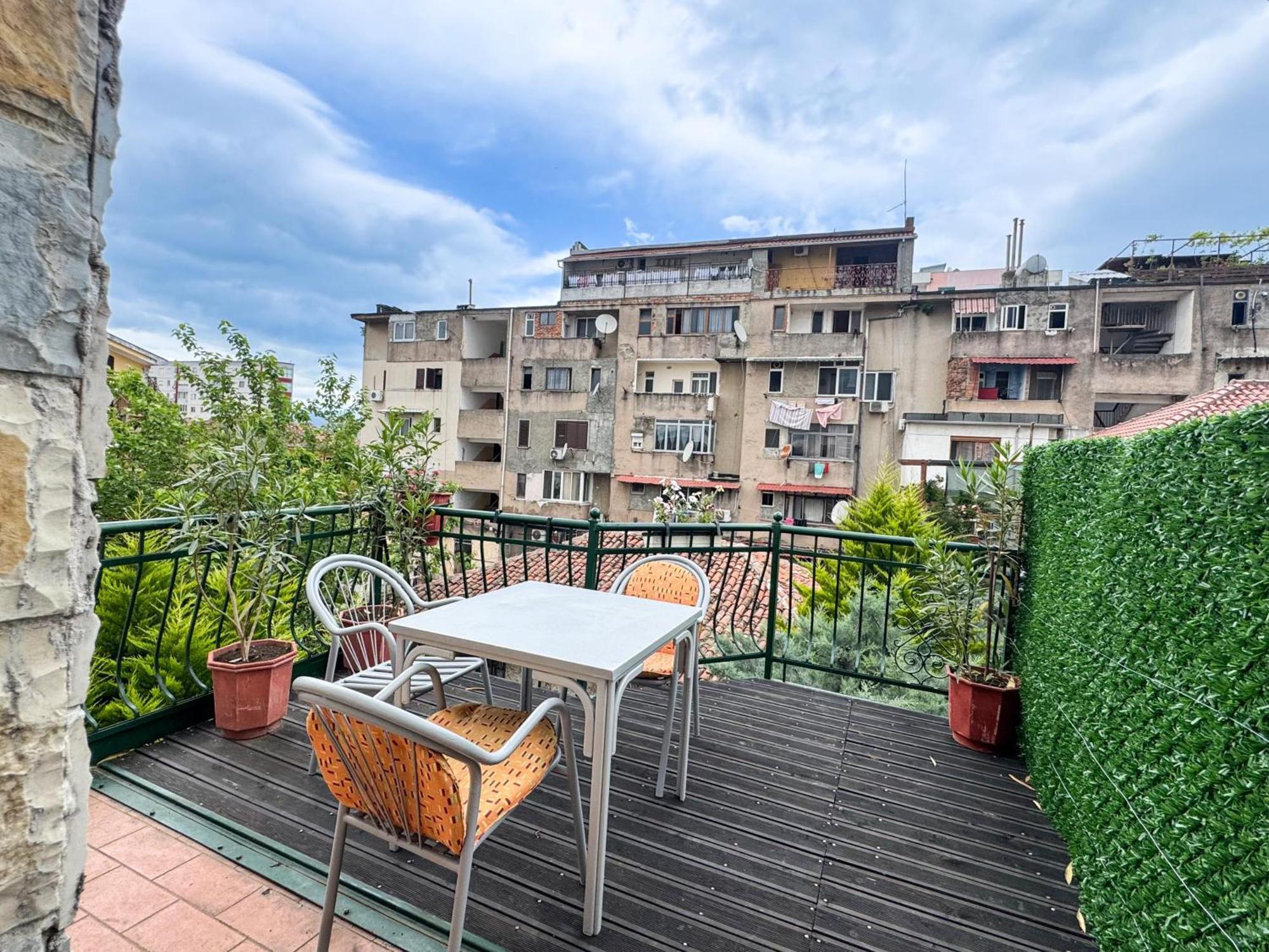 Shkodra Guest House & Trips Екстериор снимка